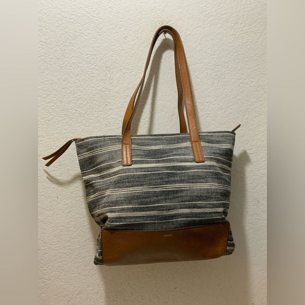 Fossil Madison Black Striped Canvas Tote Bag Purse Hand Bag top zip